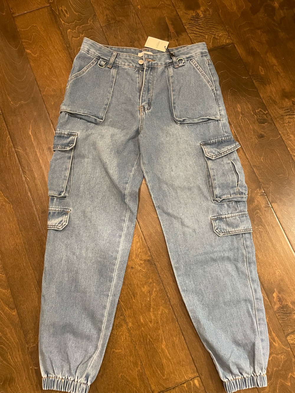 Forever 21 Light Wash Cargo Jeans Unisex